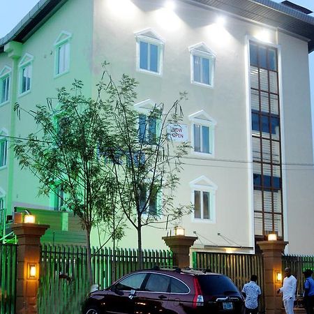 H210 Otel Aliayabiagba Dış mekan fotoğraf