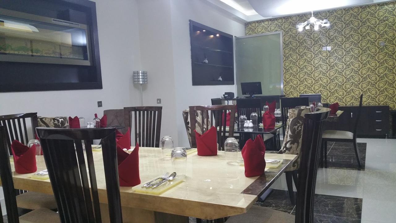 H210 Otel Aliayabiagba Dış mekan fotoğraf