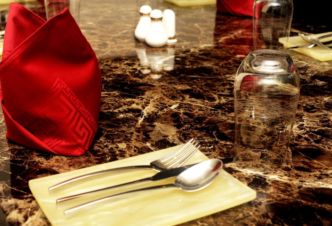 H210 Otel Aliayabiagba Dış mekan fotoğraf